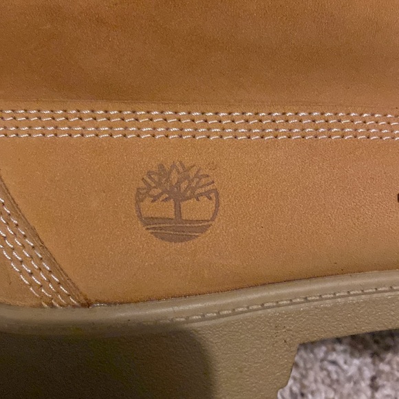 Timberland waterproof boots Size 6 boys/men - Picture 2 of 5